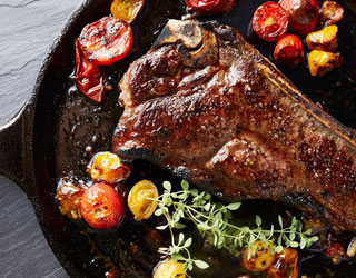 cooled steak on a pan