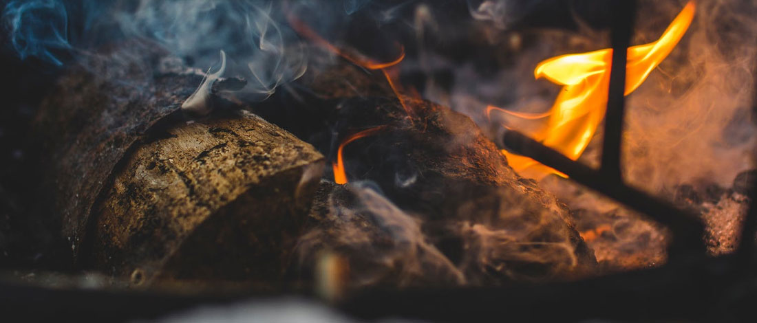 Guide to The Best Charcoal to Use in a Smoker